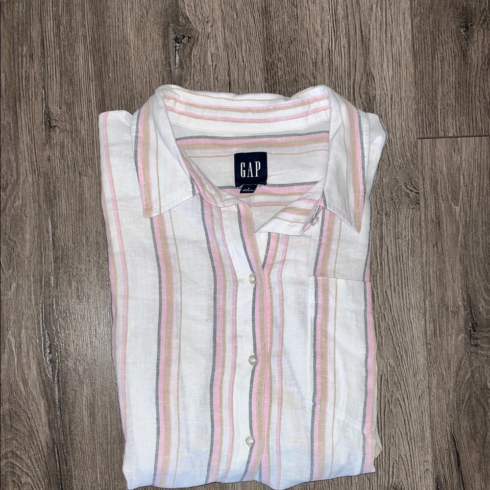 Gap Button-Down Top - image 5